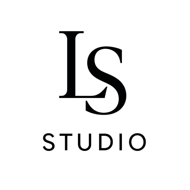 un logo pour une startup avec la lettre s dans l'établissement Studio LS, au Tréport