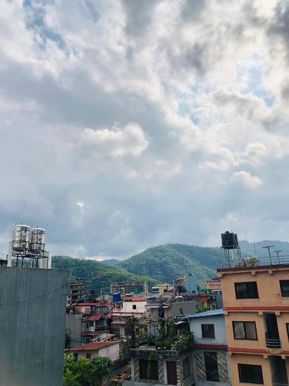 O vedere generală la munți sau o vedere la munte luată de la acest hotel