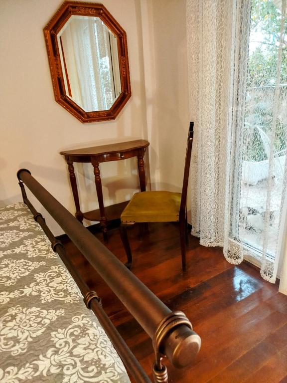 Φωτογραφία από το άλμπουμ του Athina's Mon Repo Apartment σε Ανάληψη