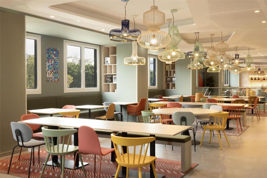 Hampton By Hilton Malaga Martiricos - Resim 10