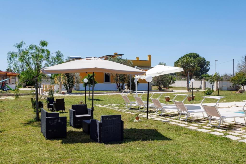 Zahrada ubytování Petra Leccese - Art & Luxury Design B&B with Pool