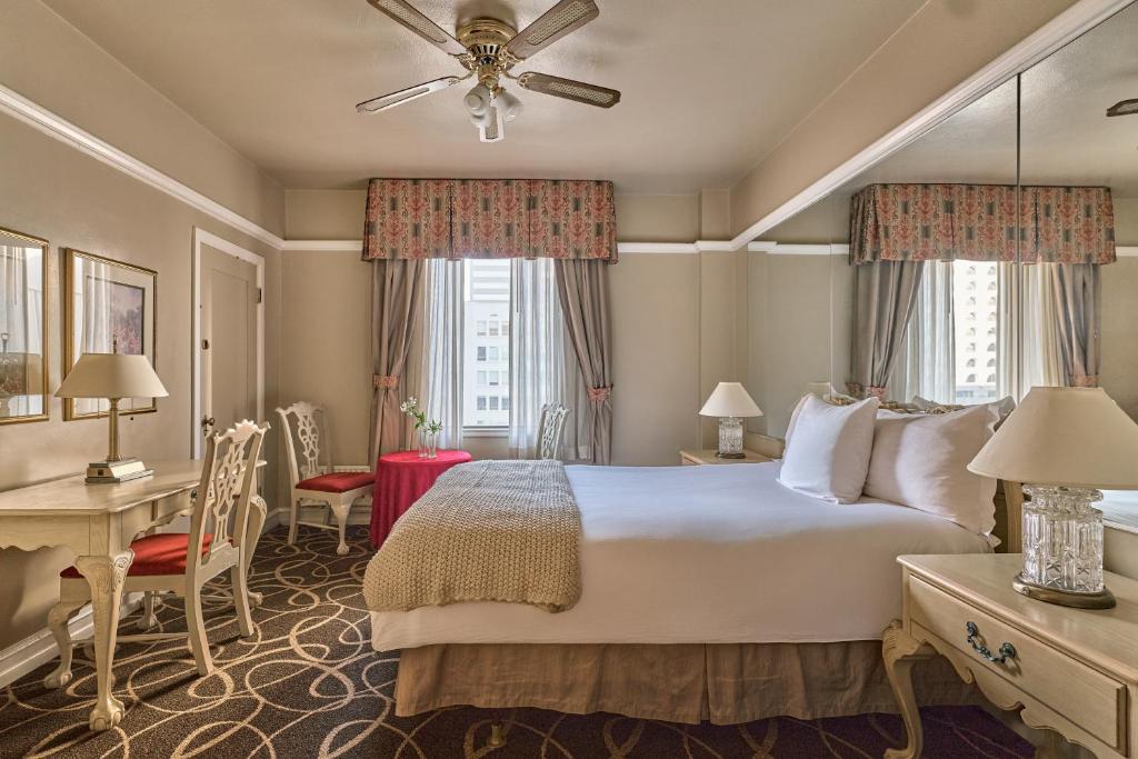 Hotel San Carlos photo