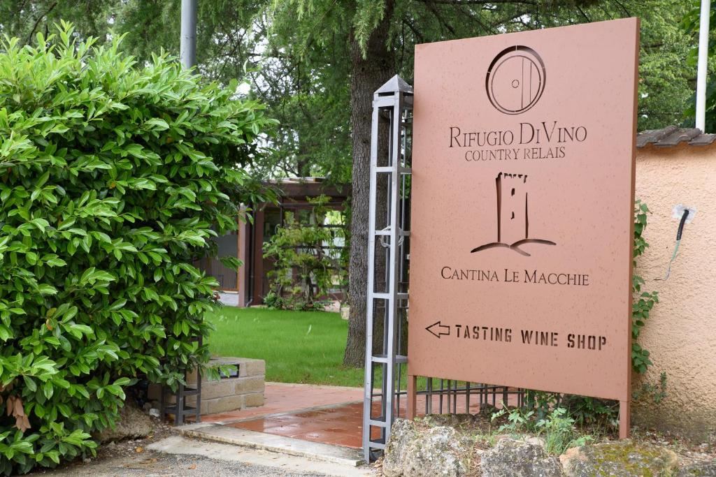 Certificato, attestato, insegna o altro documento esposto da Rifugio DiVino - Dormire in una Botte - Esperienza unica di Glamping