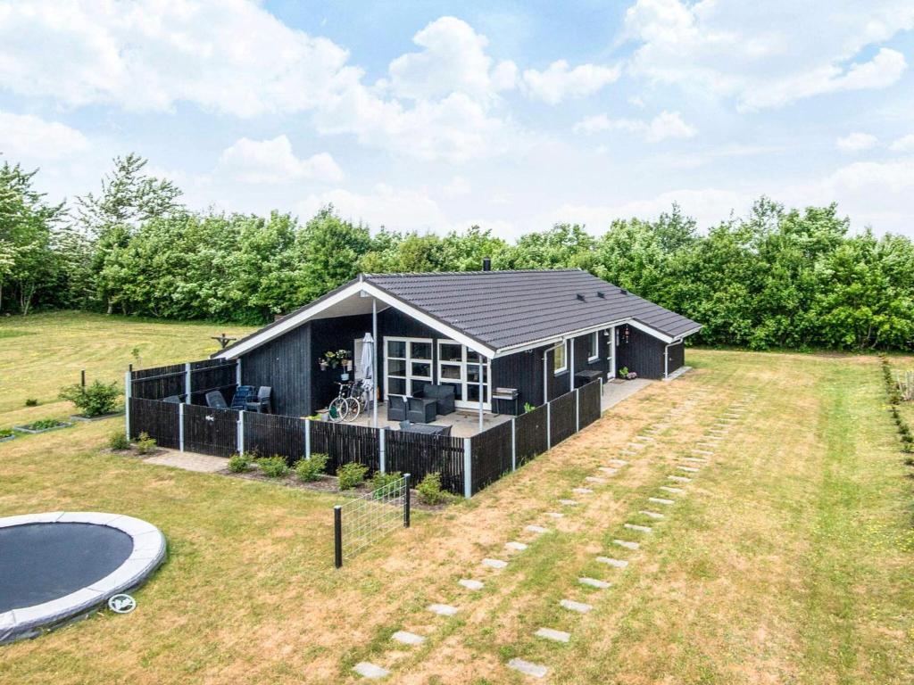 Zahrada ubytování Holiday home Tarm XLIX