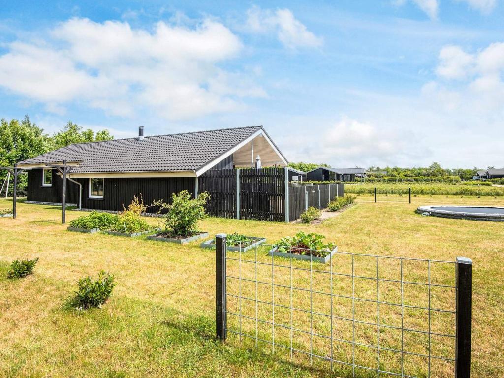 Zahrada ubytování Holiday home Tarm XLIX