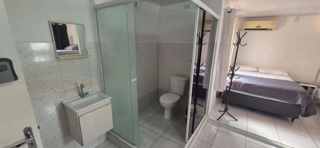 Koupelna v ubytování Hostel Pousada Curitiba Budget