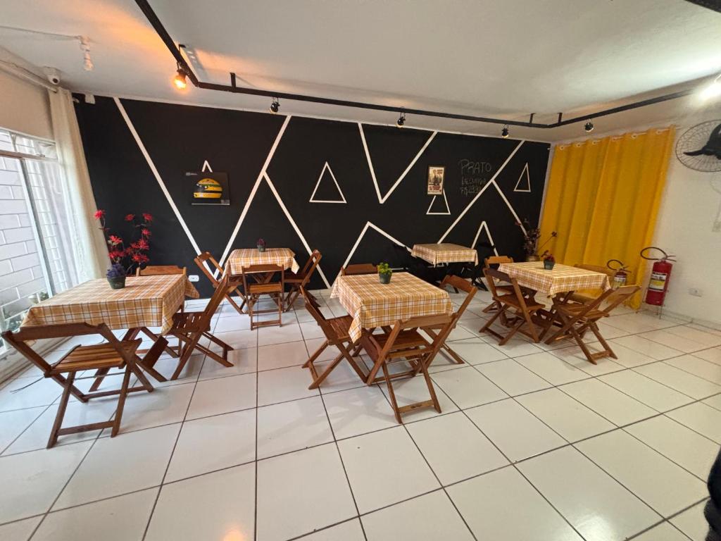 Posezení v ubytování Hostel Pousada Curitiba Budget
