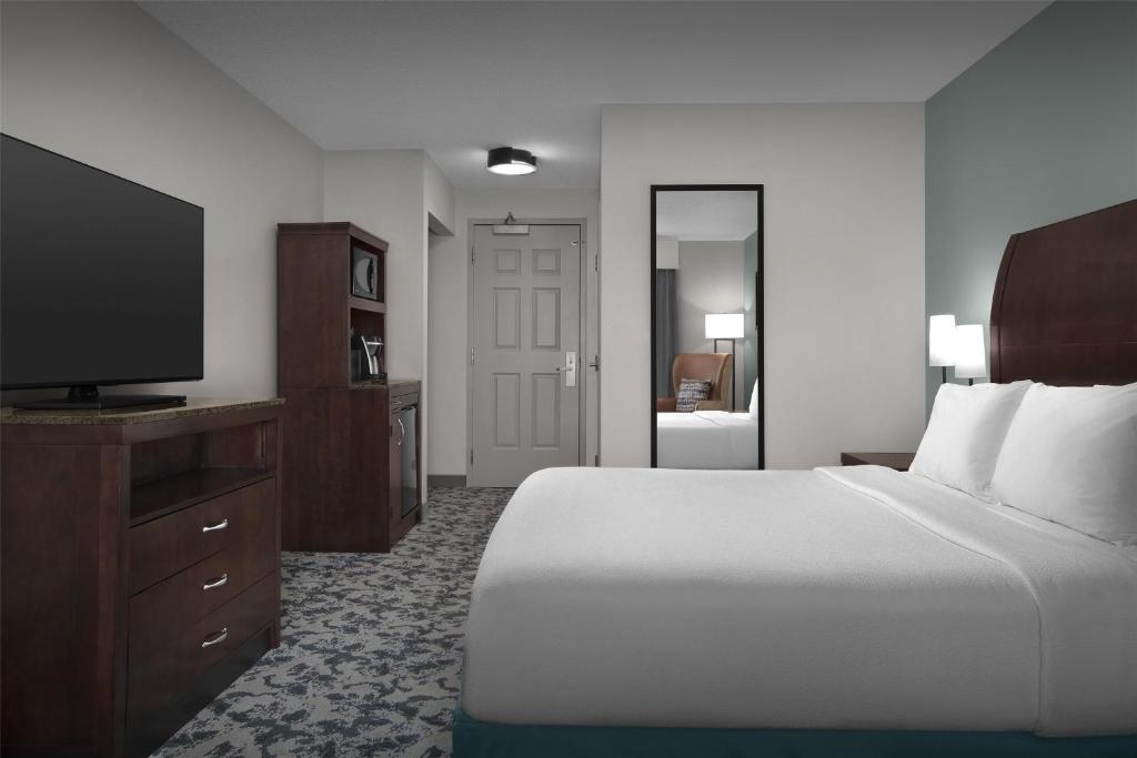 Hilton Garden Inn Denver Highlands Ranch - Kamer Met Kingsize Bed - Toegang Voor Gehoor