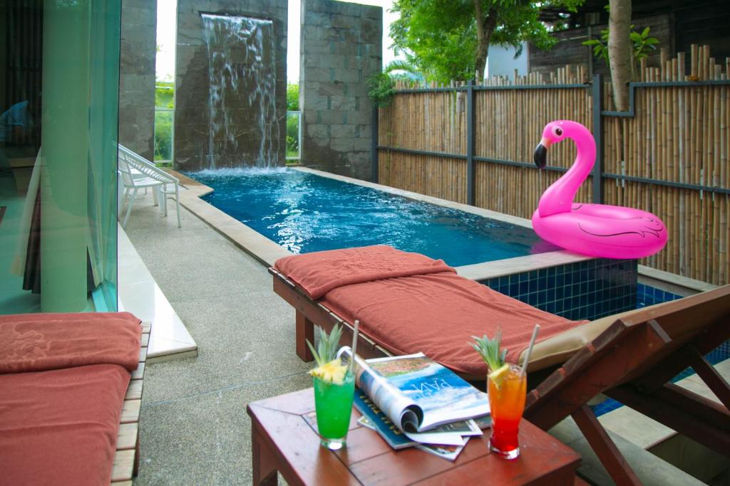 Peach Blossom Resort & Pool Villa - SHA Plus - Resim 18