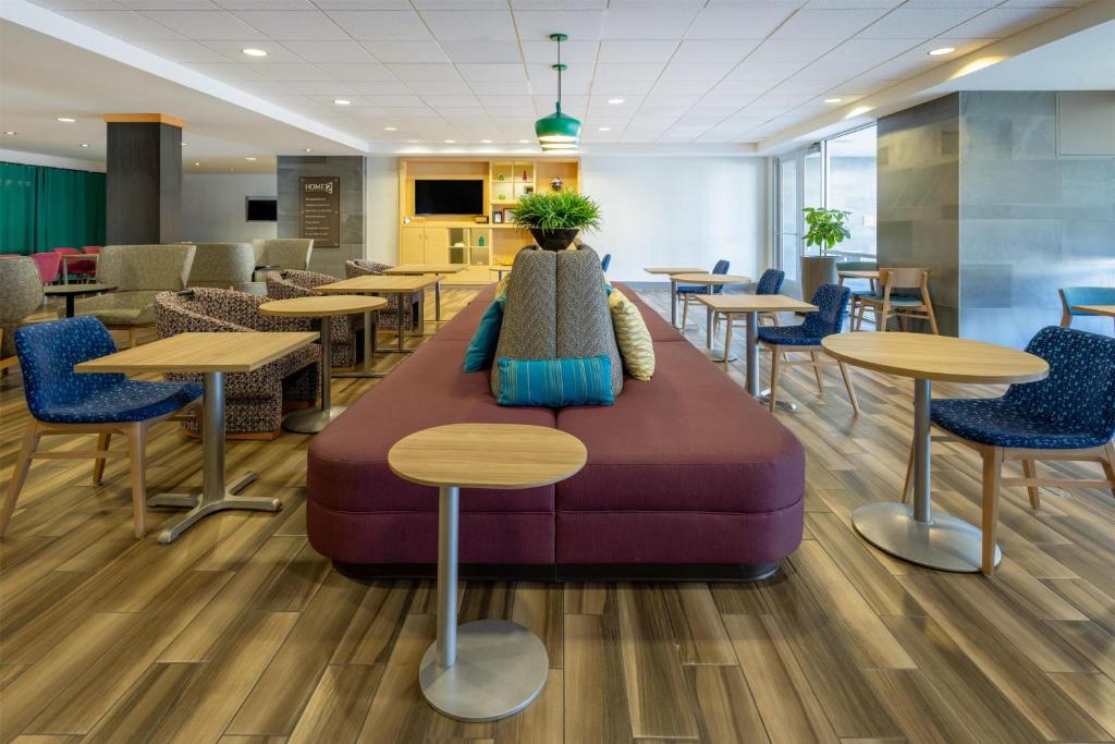 Posezení v ubytování Home2 Suites Dover