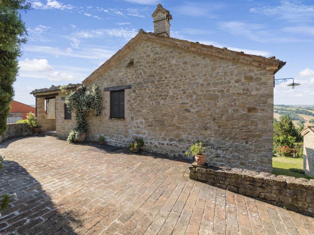 The building in which the holiday home is located