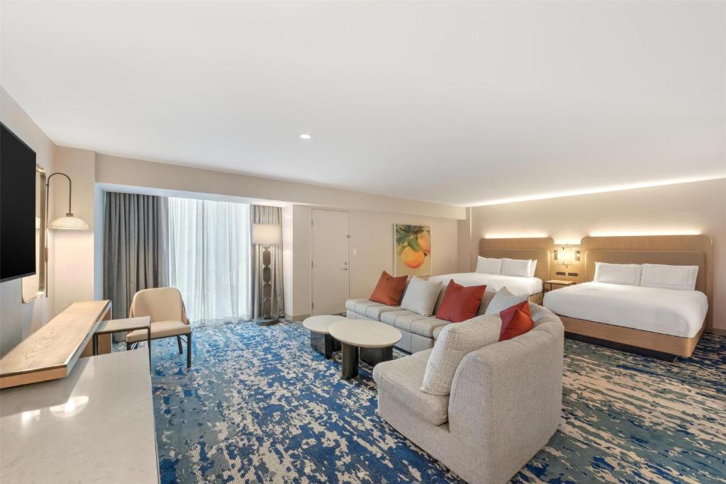 Hilton Anaheim - Suite Studio Lit Queen-Size Avec Vue Sur Piscine