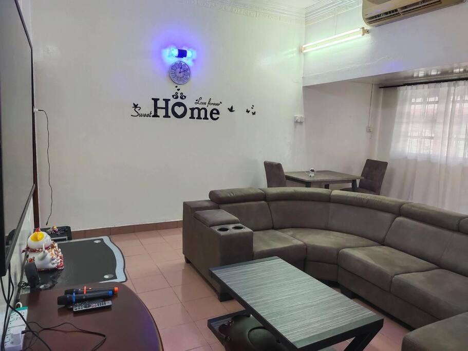 Et opholdsområde på Y.s.a Homestay(100mbps Wifi)