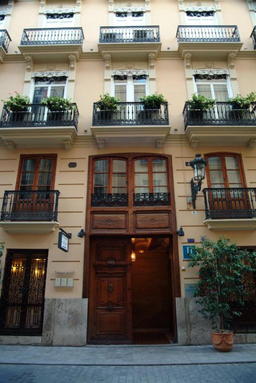 Ad Hoc Monumental 1881, Valencia – Bijgewerkte prijzen 2023