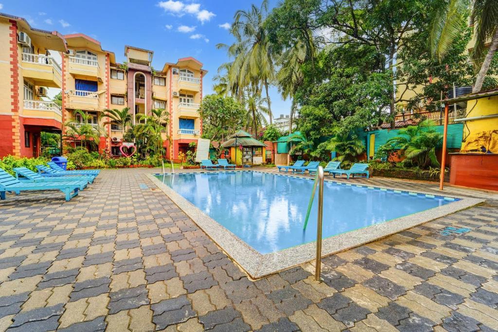 Bazén v ubytování Super Townhouse Calangute - Baga Circle Formerly Park Avenue nebo v jeho okolí