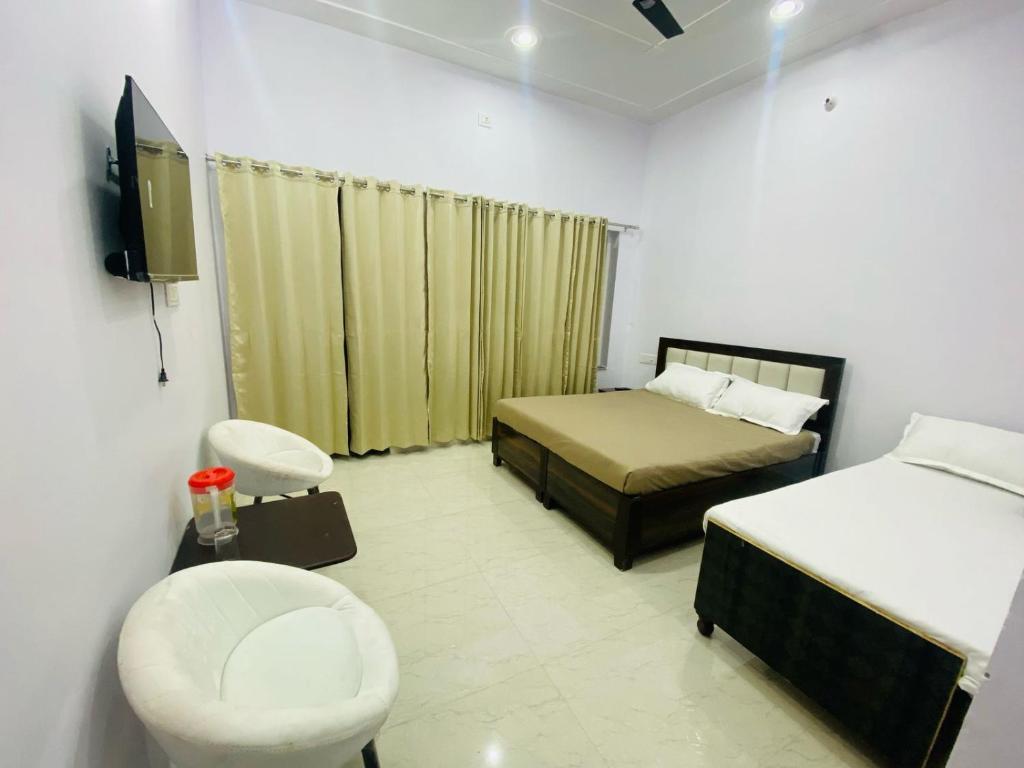 Fotografie z fotogalerie ubytování Hotel Abhyuday v destinaci Gupta Kāshi