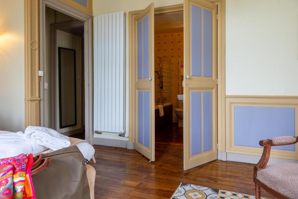 Château Hôtel Du Colombier - 8