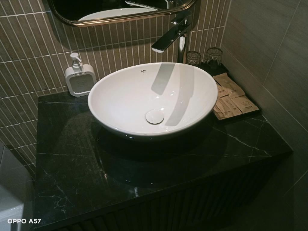 Koupelna v ubytování Sunland Hotel