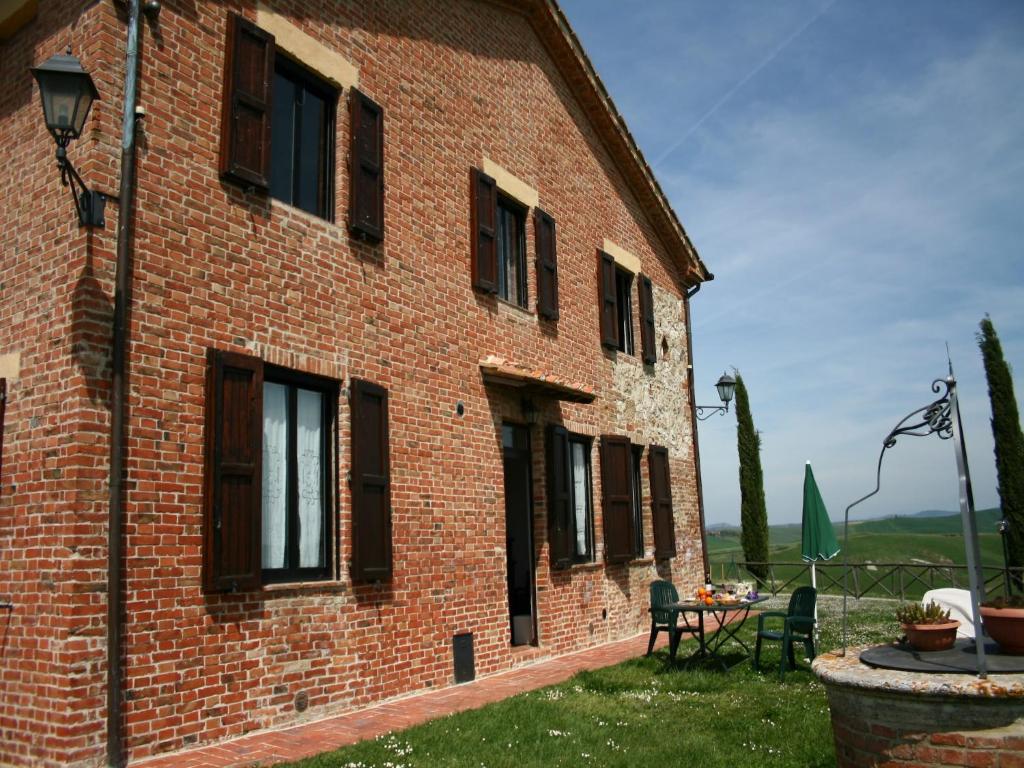 Vonkajšia záhrada v ubytovaní Traditional Farmhouse in Toscana with Swimming Pool
