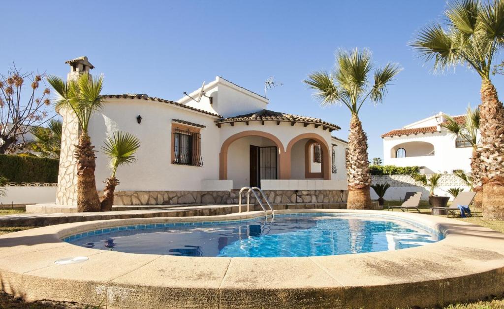 038 Villa Magrana