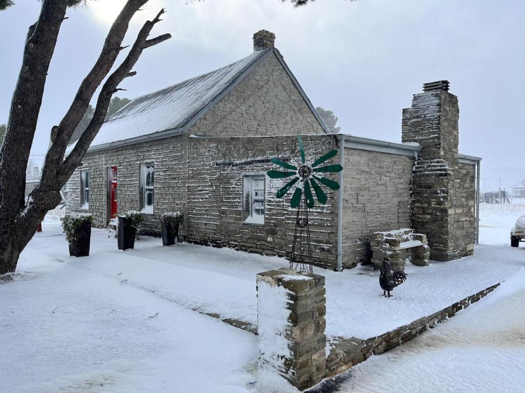 Little Artist Cottage om vinteren