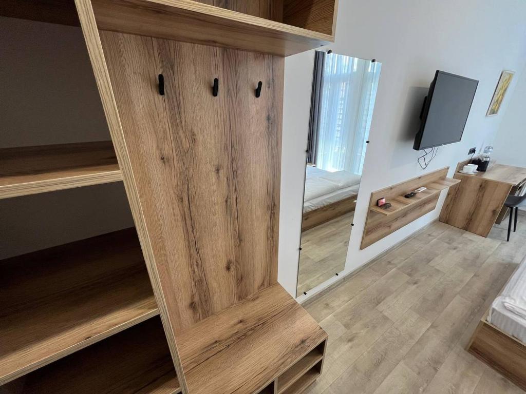 Postel nebo postele na pokoji v ubytování FOX Hostel