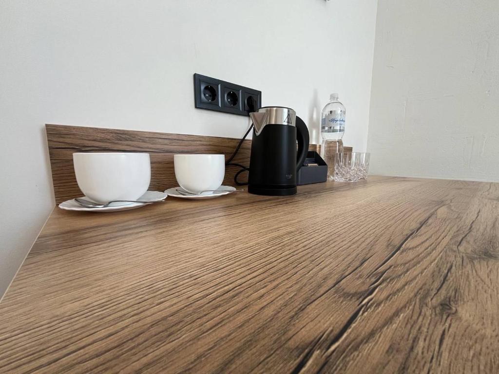 Kuchyň nebo kuchyňský kout v ubytování FOX Hostel
