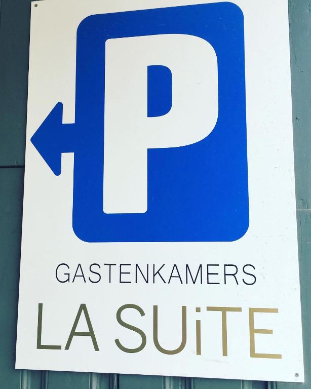 Certifikát, hodnocení, plakát nebo jiný dokument vystavený v ubytování B&B La Suite