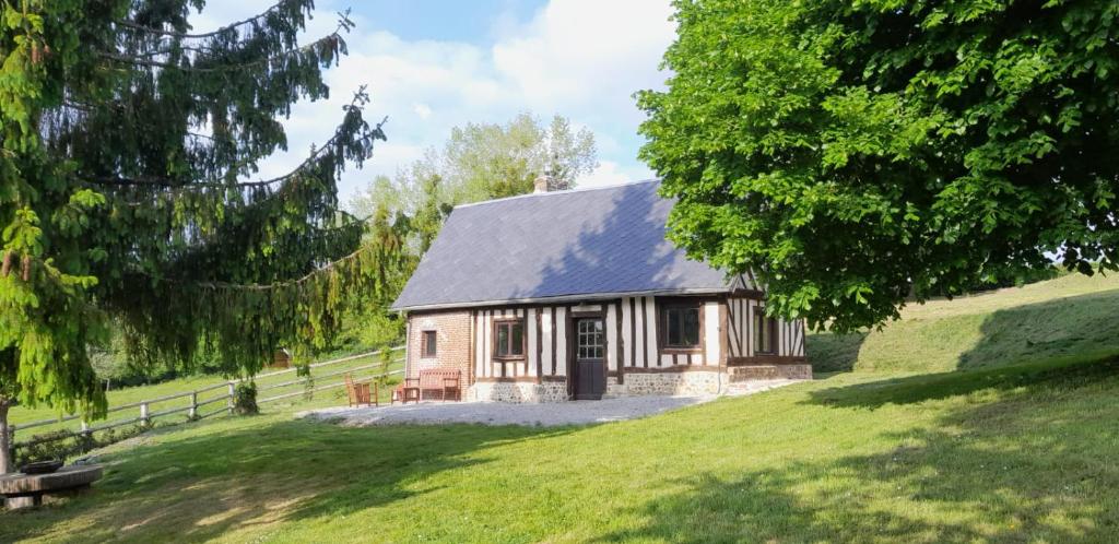 Κήπος έξω από το Gîte la petite maison