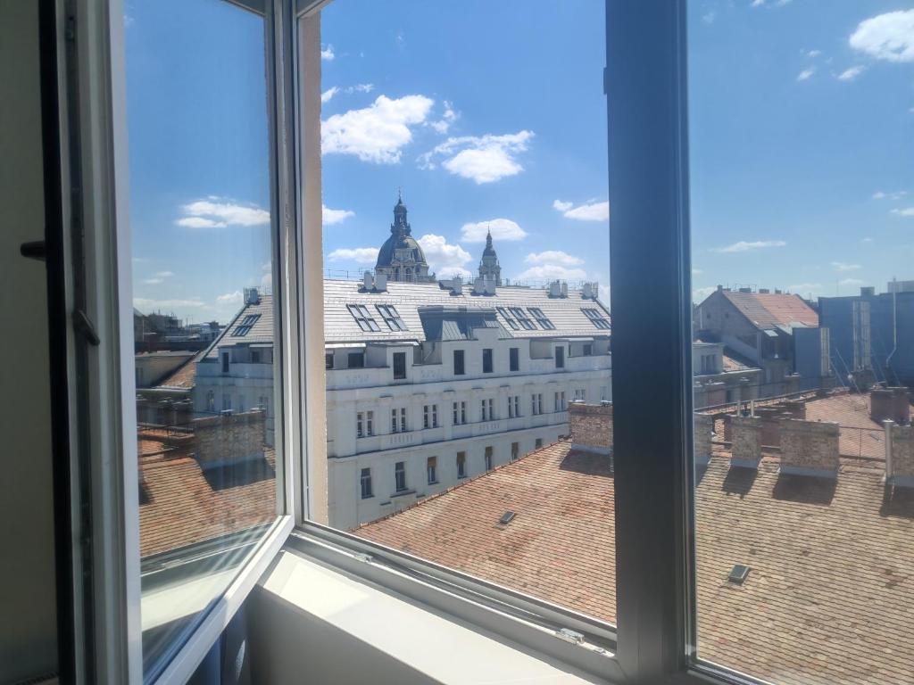 Budova, v ktorej sa apartmán nachádza