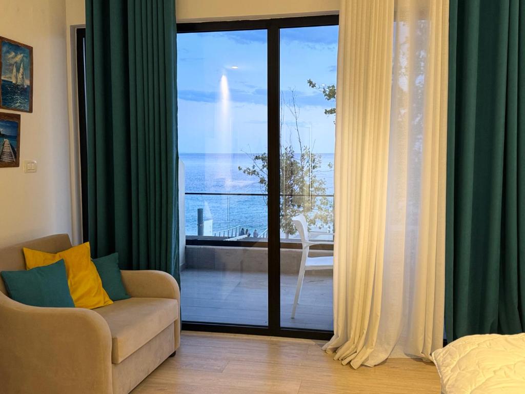 comfort rooms