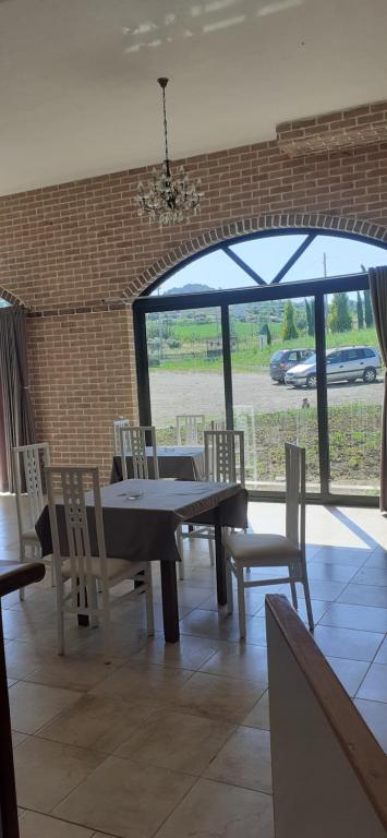 Fotografie z fotogalerie ubytování Bar Restorant Hotel Mema v destinaci Tirane