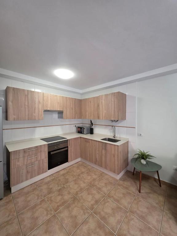 Kuchyň nebo kuchyňský kout v ubytování Apartment Playa las Vistas