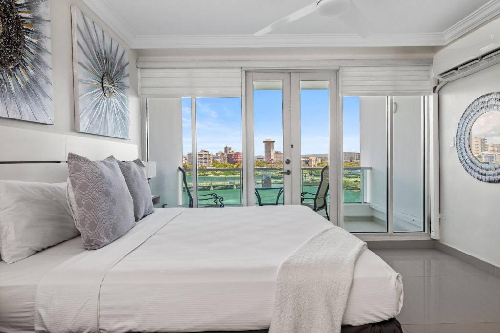 Gallery image of Sunrise View Studio | Balcony & Pool Access in San Juan