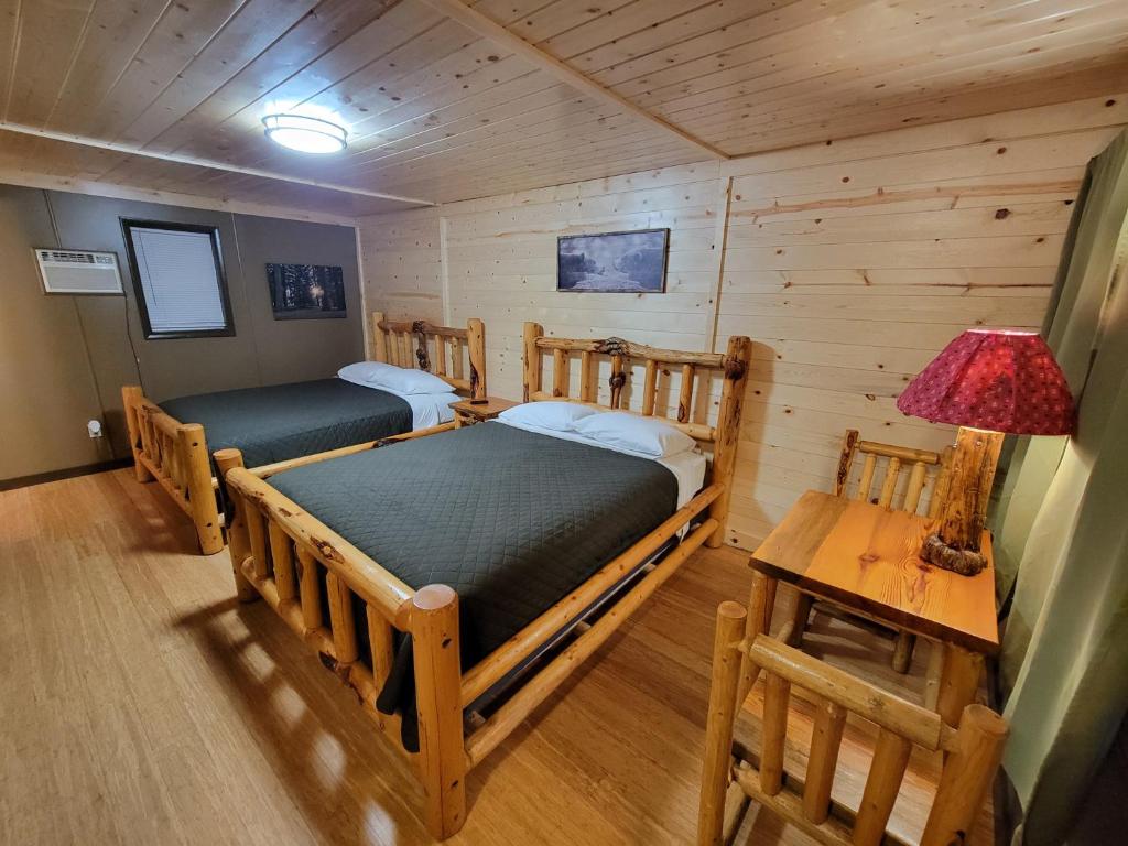 TV a/nebo společenská místnost v ubytování Crescent motel