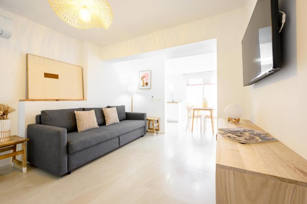 Juanito Marañón by 10Tosea 2 bedrooms