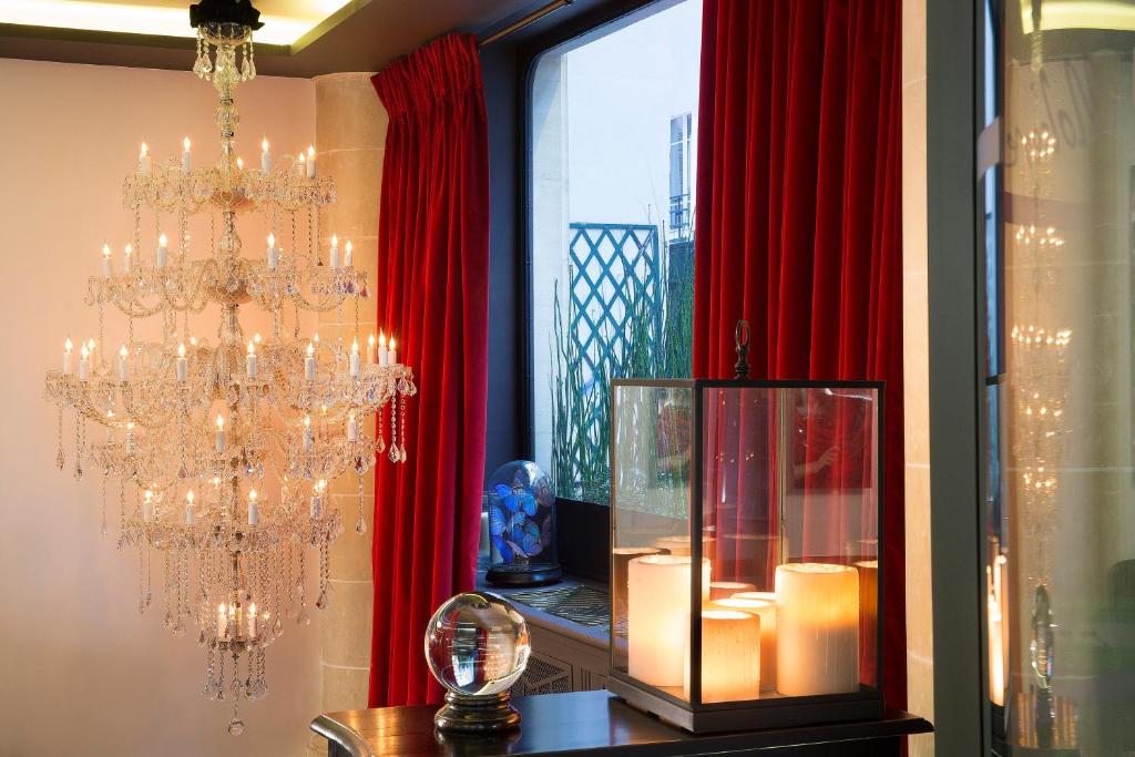 Fotografie z fotogalerie ubytování Hôtel Molière v Paříži