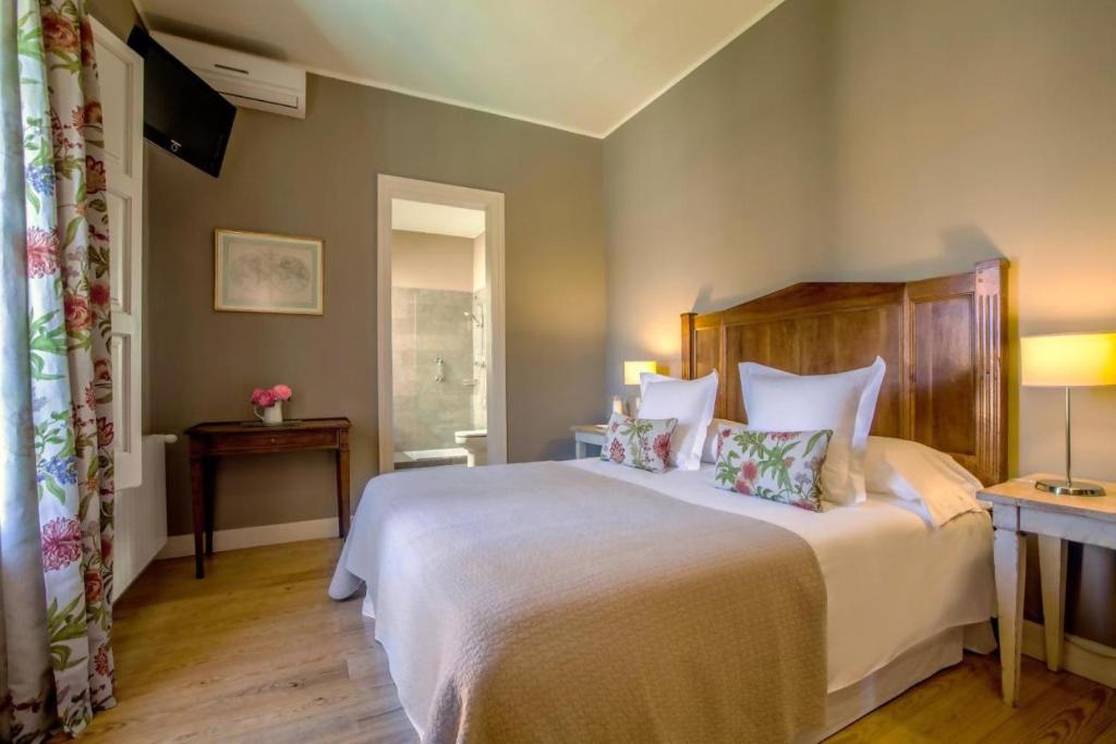 A bed or beds in a room at LHort de Sant Cebrià