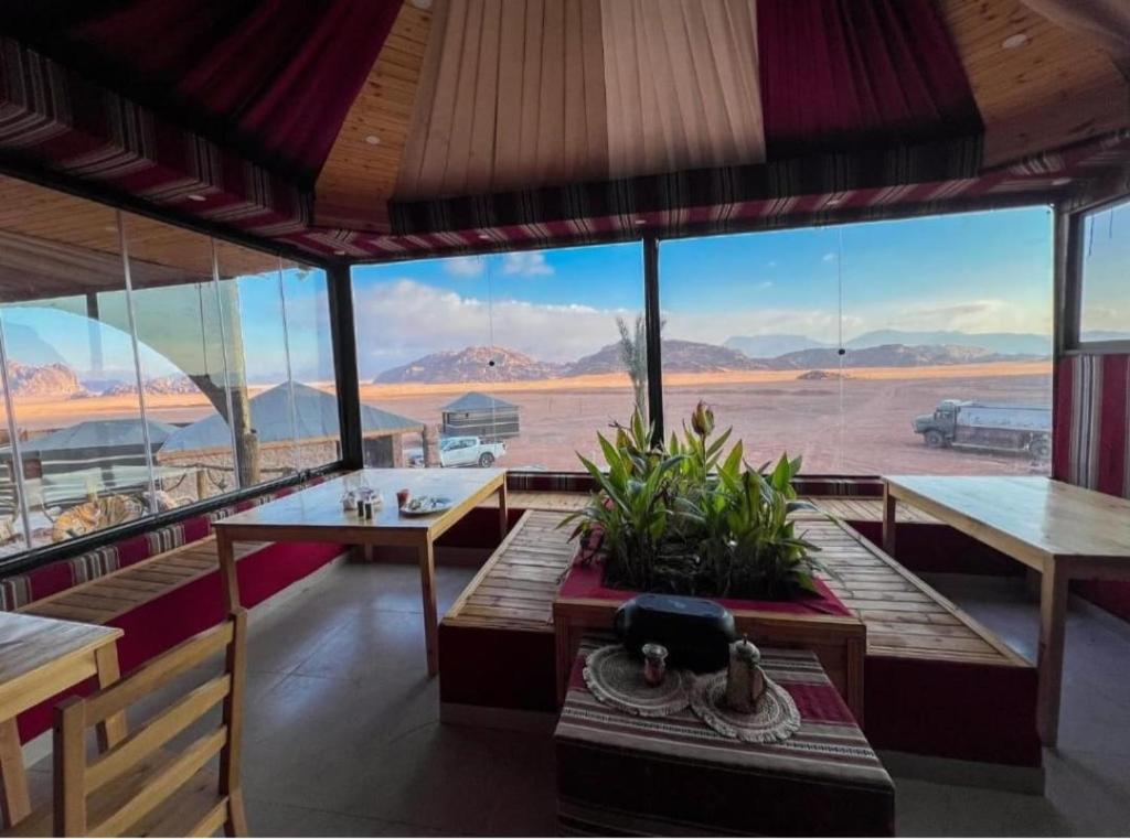 Příroda nedaleko luxury tent