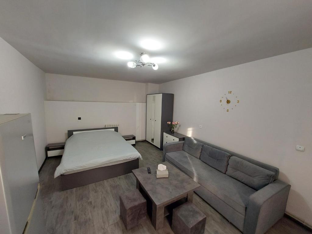 لابی و فضای عمومی AIA Cozy Guest House 4 - تصویر ۵