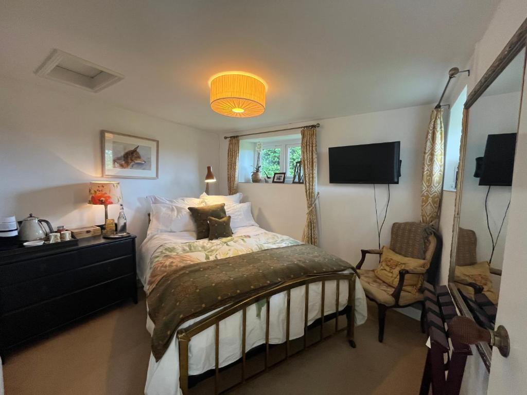 Coombe Lodge Farm House - 