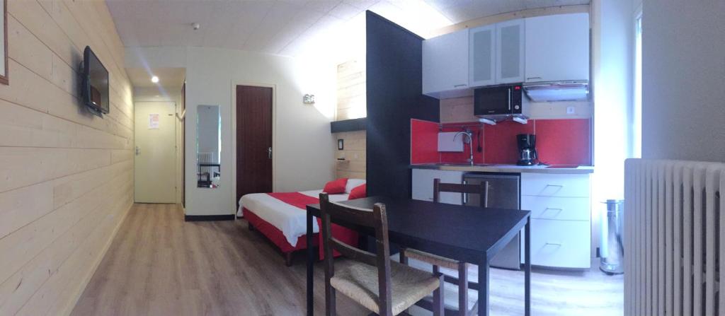 Aparthotel Le Petit Train - Studio Apartment