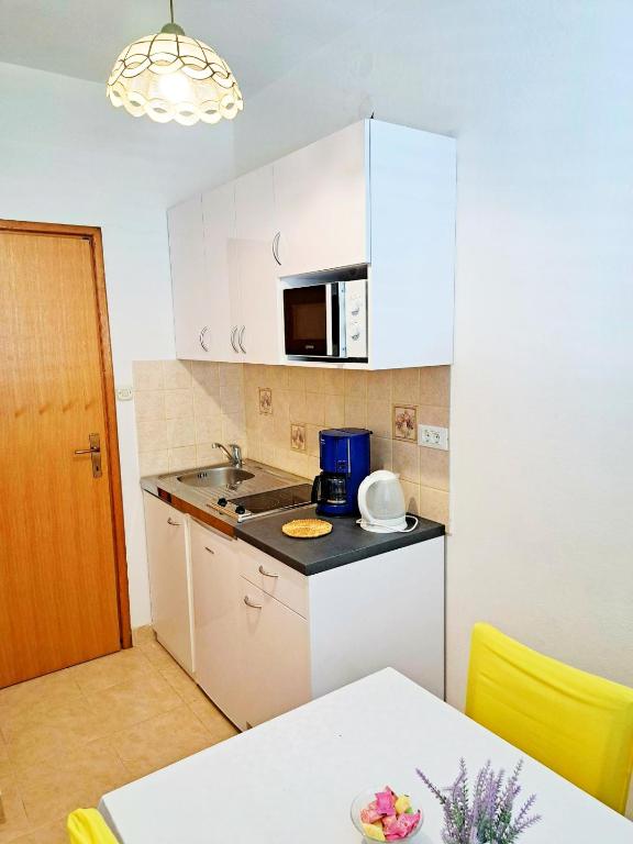 Apartments & Rooms Čakelić - 19