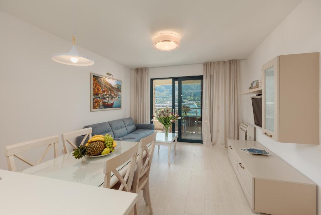 Apartments Los Olivos - 9