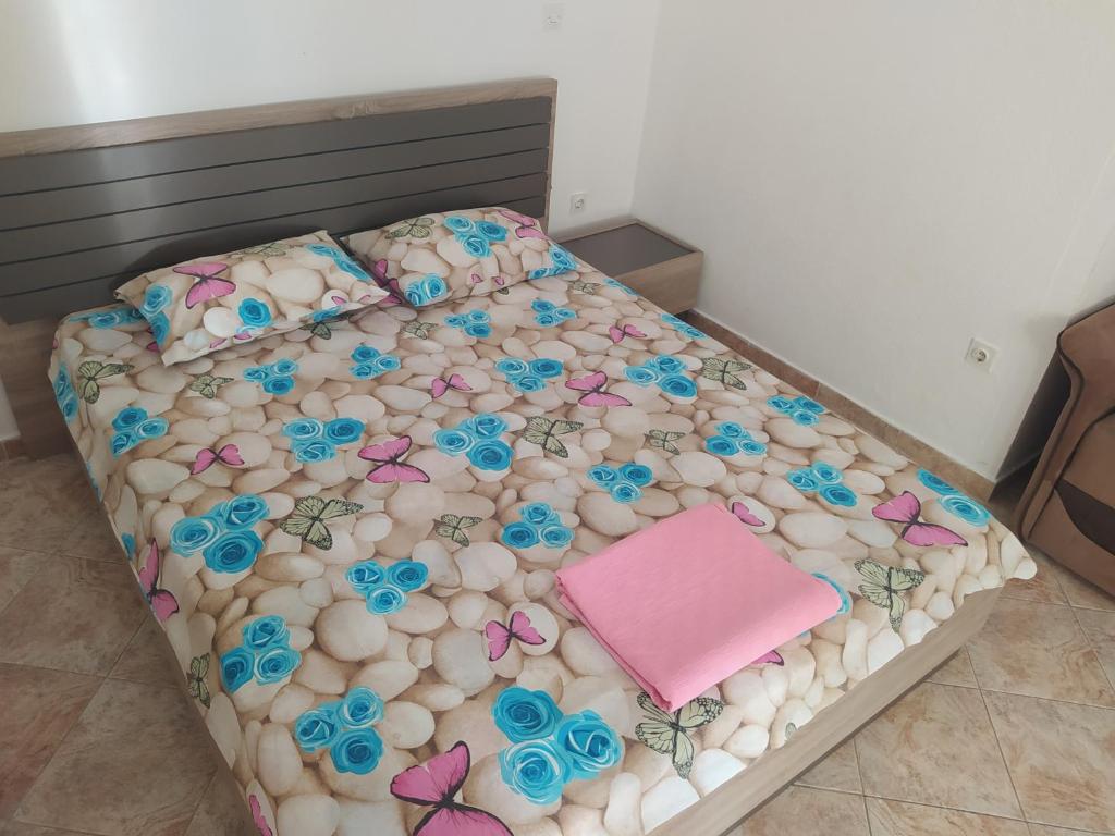 Letto o letti in una camera di Petrovic apartmani