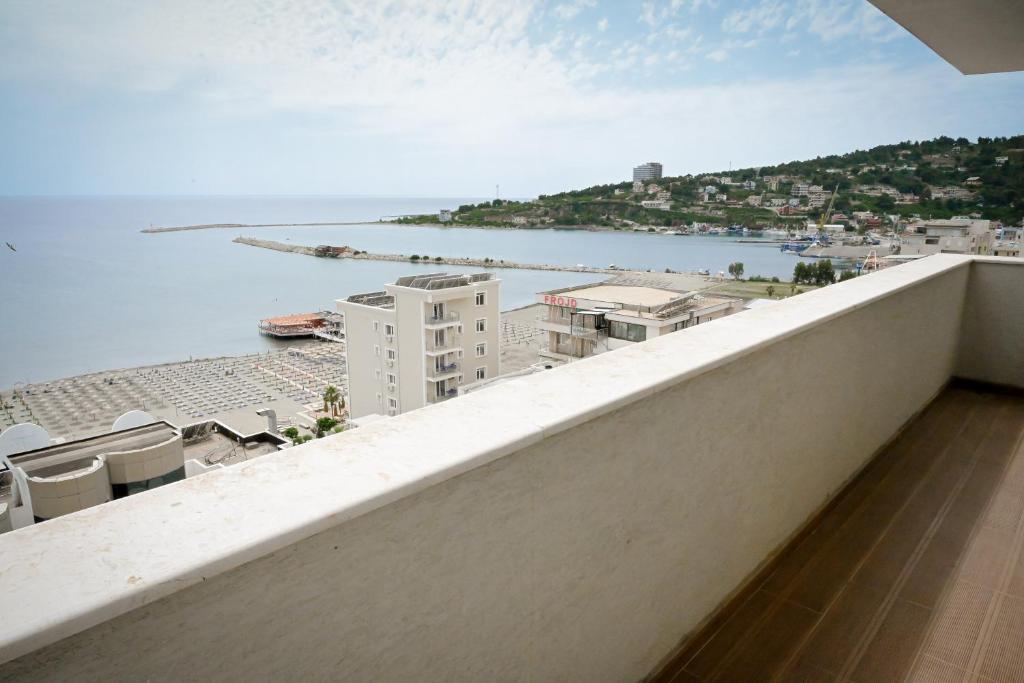Seaside Apartments - Shengjin