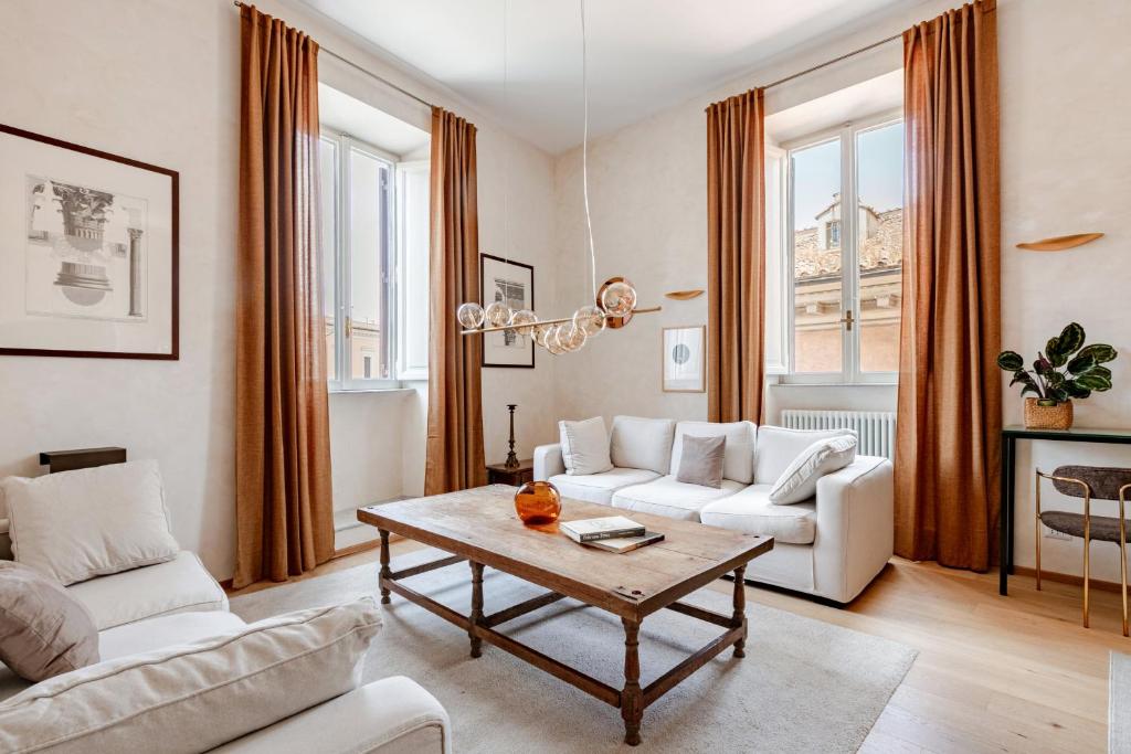Unique Piazza Navona 2 Bedrooms and Home Cinema