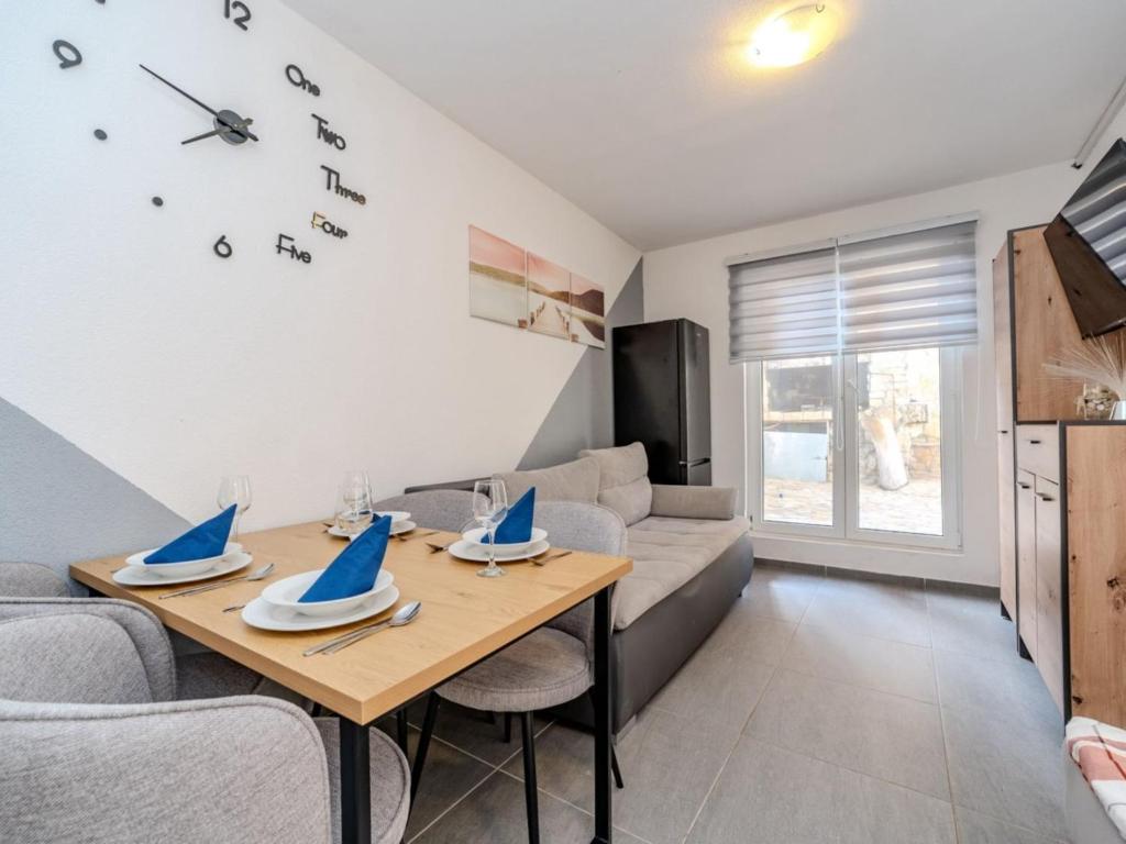 Φωτογραφία από το άλμπουμ του Apartments Robi & Kristina - Studio Apartment with Terrace S2 σε Benkovac