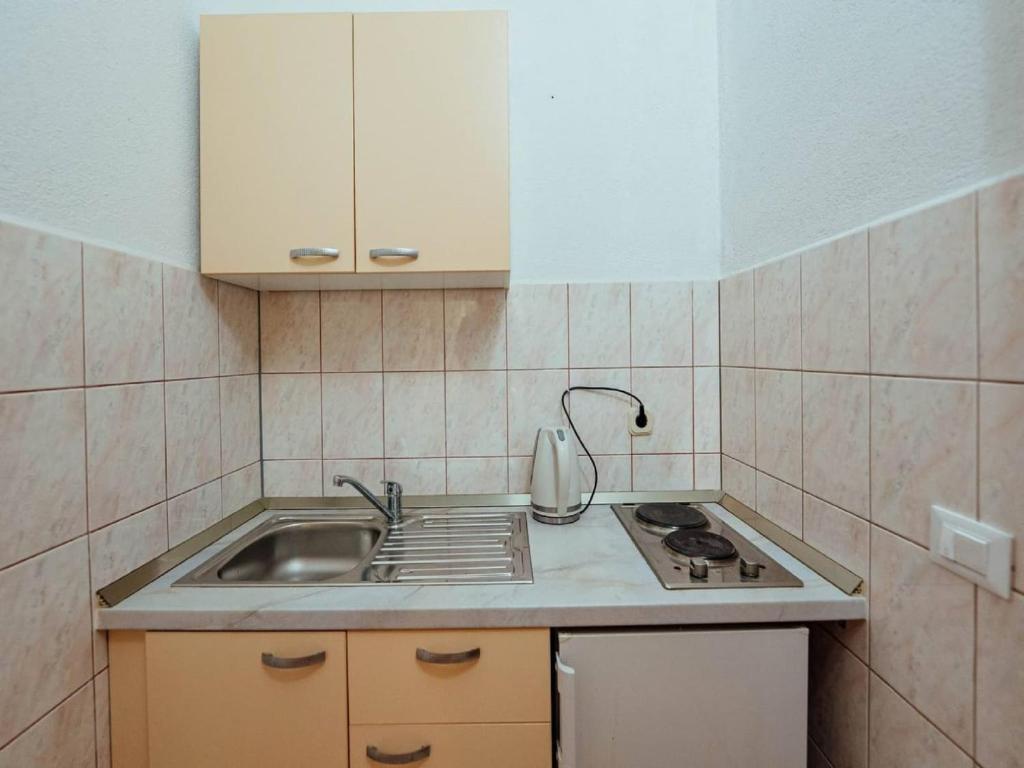 Studio apartment Tina 3