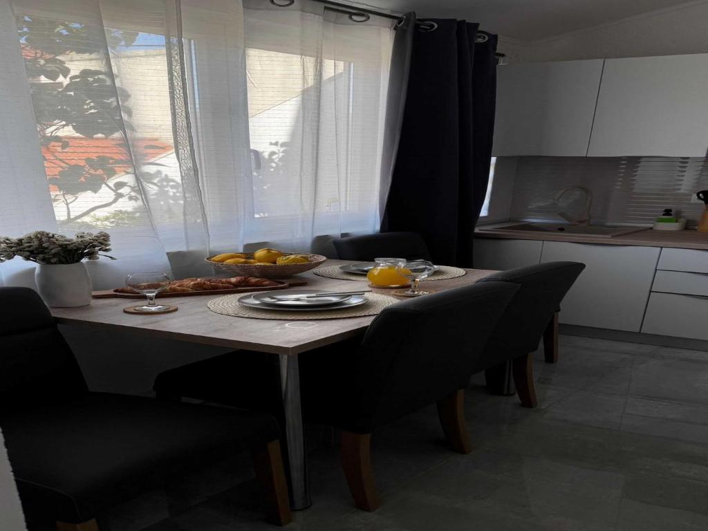Elegant Trogir Apartment with Garden Terrace - Two Bedroom Apartment